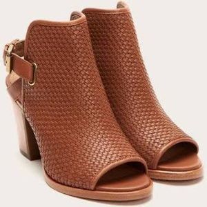 Brand new Frye Dani Shield Women’s Leather Heels